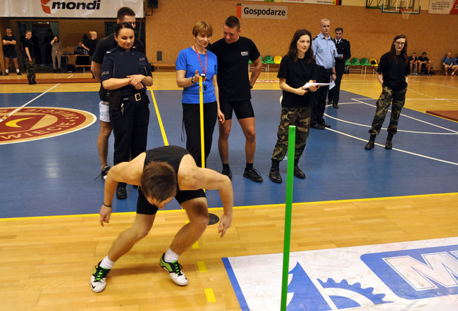 Coraz więcej chętnych do Policyjnego Testu Sprawności