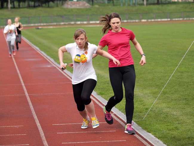 Sztafetowe zmagania dzieci i młodzieży