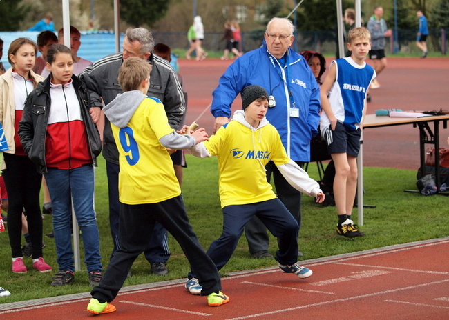 Sztafetowe zmagania dzieci i młodzieży