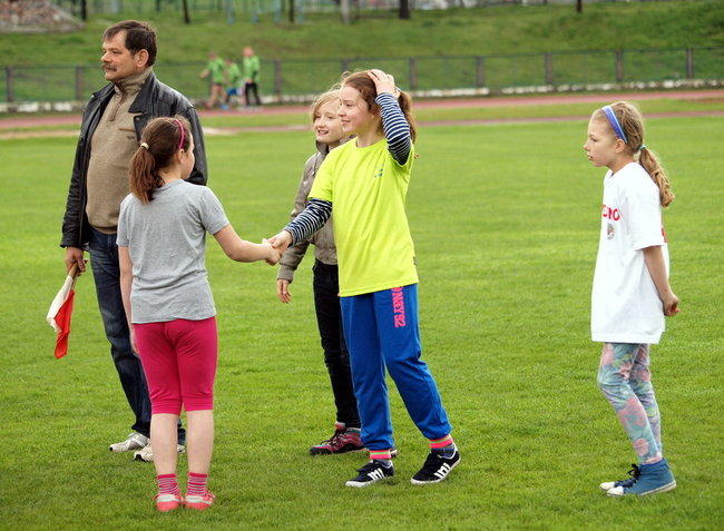 Sztafetowe zmagania dzieci i młodzieży
