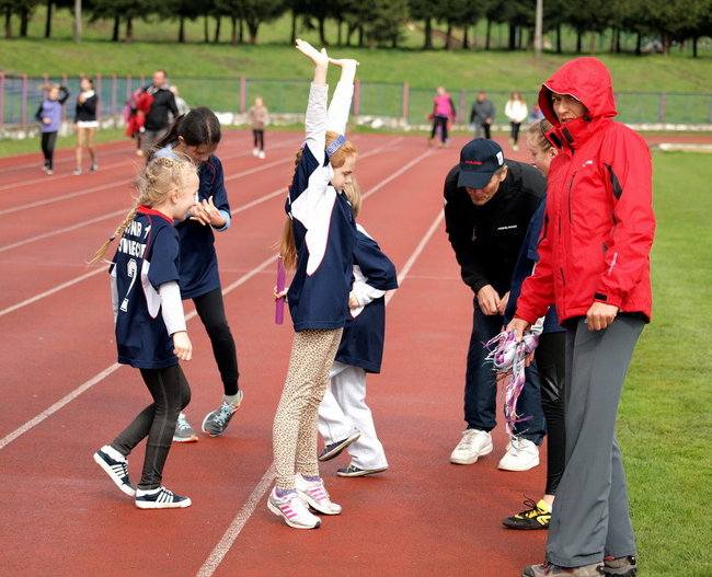 Sztafetowe zmagania dzieci i młodzieży