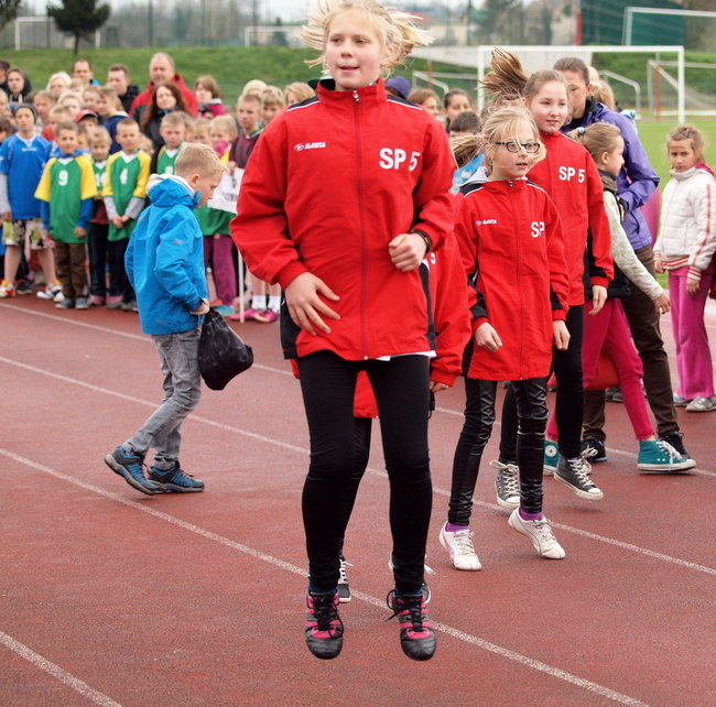 Sztafetowe zmagania dzieci i młodzieży