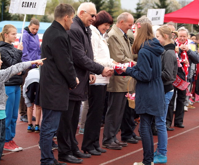 Sztafetowe zmagania dzieci i młodzieży