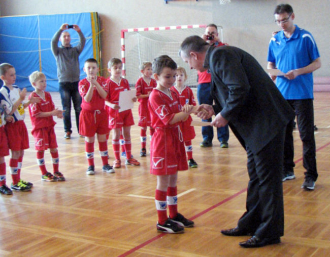 Najmłodsi kopali w Grucznie