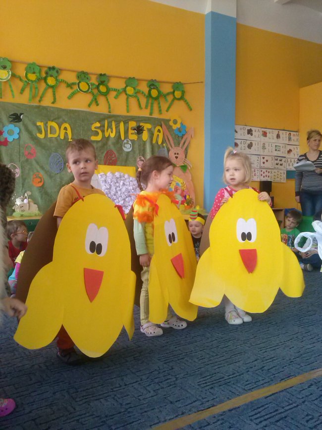 Lwiątko szykuje się do Wielkanocy