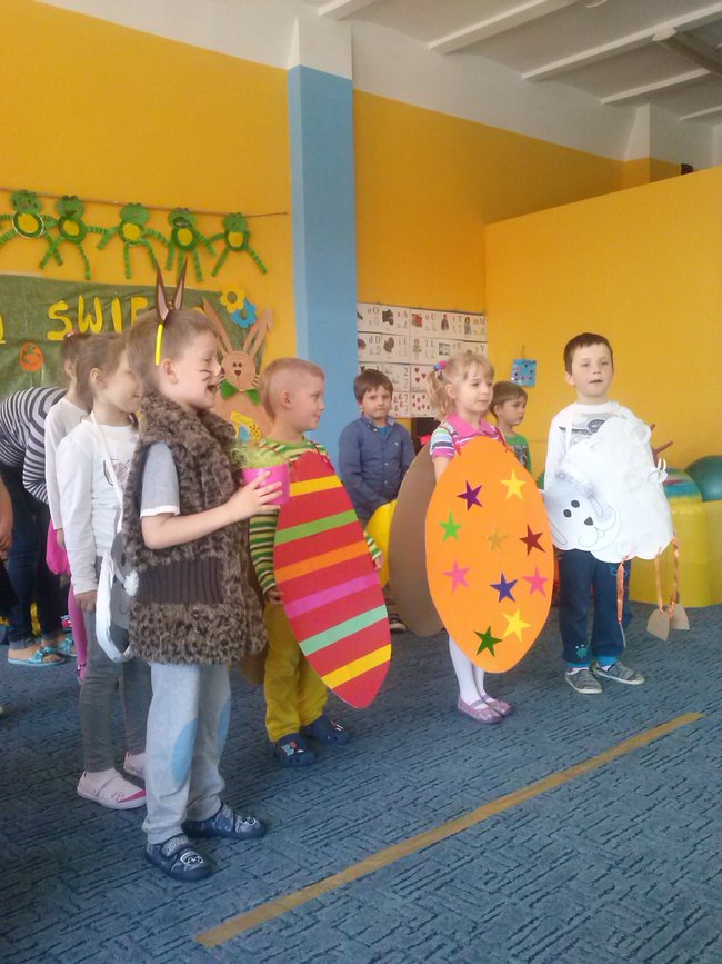 Lwiątko szykuje się do Wielkanocy