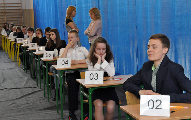 Egzamin gimnazjalny ? uczniowie już piszą
