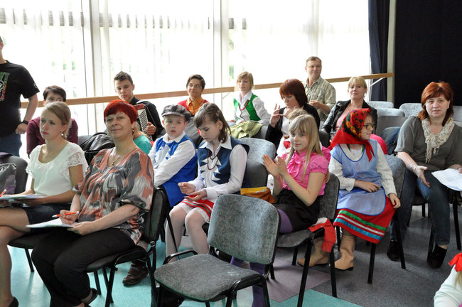 Te gzuby znają kociewską mowę