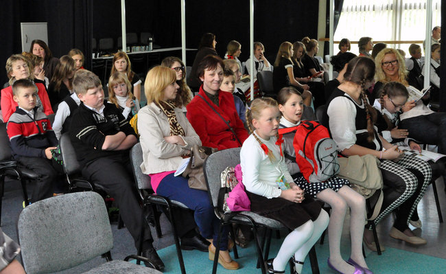 Te gzuby znają kociewską mowę