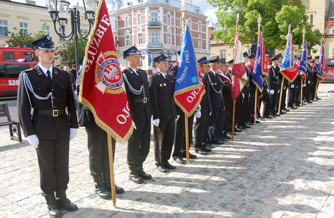 Medale i odznaki na Dzień Strażaka