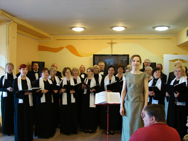 Parati Semper koncertuje w okolicy