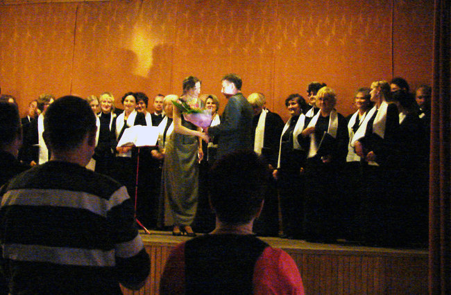 Parati Semper koncertuje w okolicy