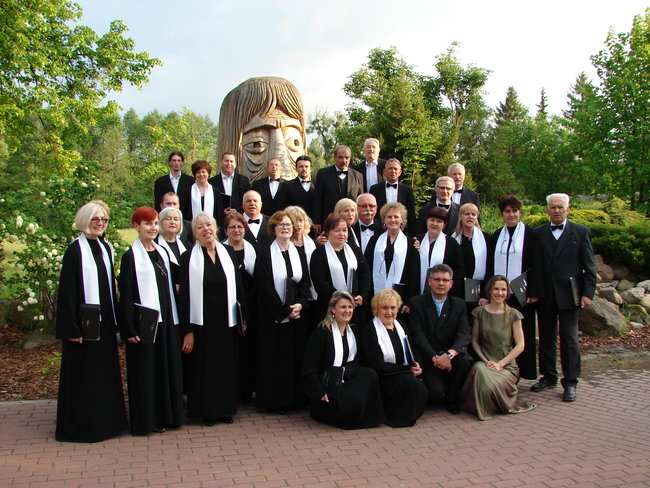 Parati Semper koncertuje w okolicy