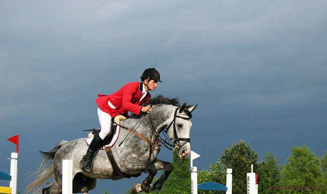 Zawody skokowe w Kwiekach