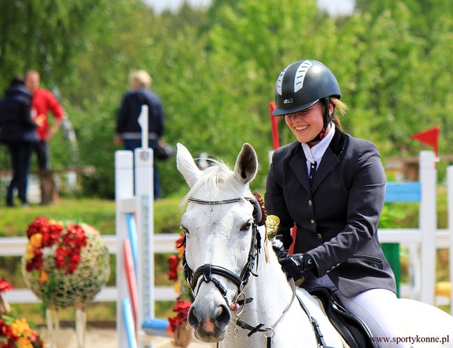 Zawody skokowe w Kwiekach