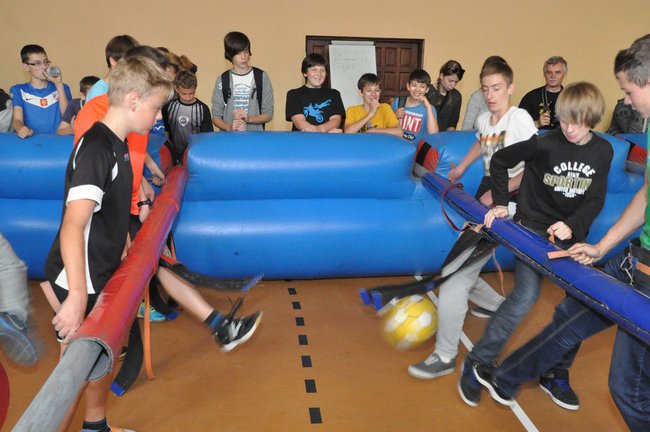 Mega piłkarzyki w Gimnazjum nr 1