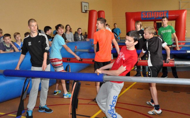 Mega piłkarzyki w Gimnazjum nr 1