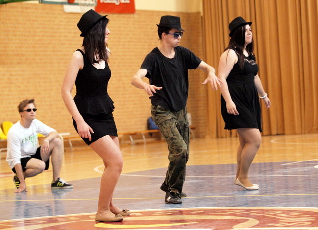 Dzień sportu i kabaretu w ZSP Świecie