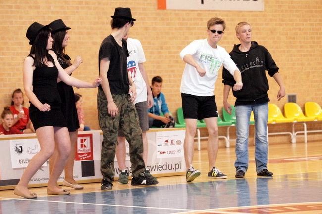 Dzień sportu i kabaretu w ZSP Świecie