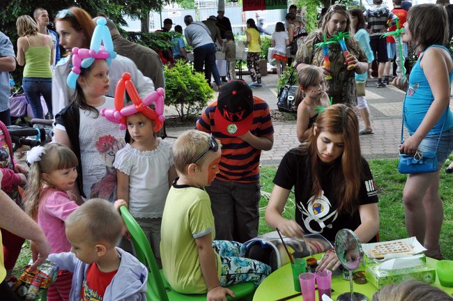 Park zamieniony w duży dom