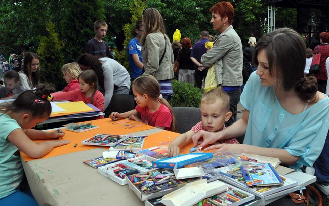 Park zamieniony w duży dom
