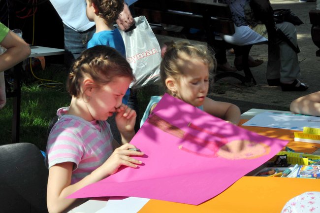 Park zamieniony w duży dom