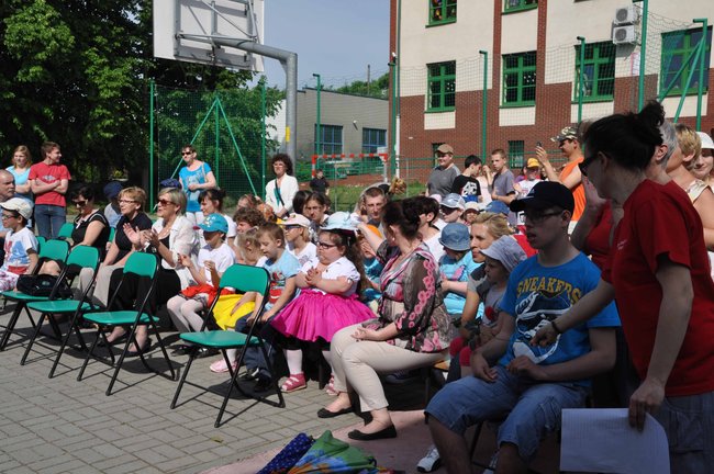 Słoneczny dzień godności