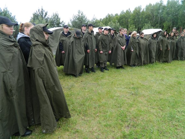 Uczniowie Menedżera i survival