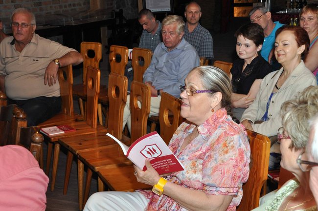 40 lat Dni Świecia w jednej książce