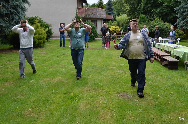 Dziewięciu Super Tatów