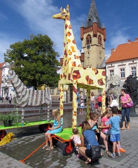 Co robiły afrykańskie zwierzęta na rynku?