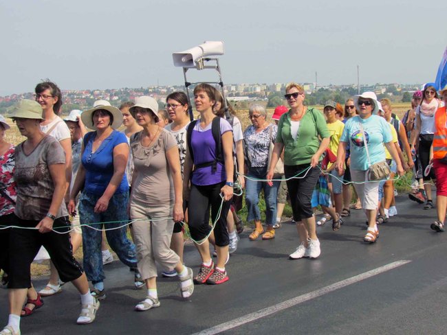Pielgrzymi ze Świecia nocują w Grzybnie