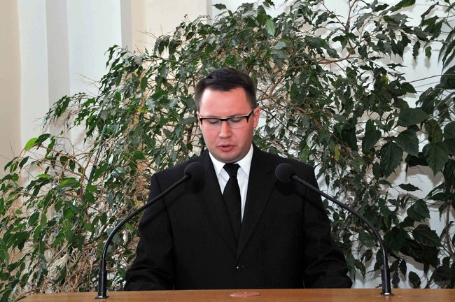 Radni po ślubowaniu. Wójcik ? przewodniczącym, Siemaszko ? wice