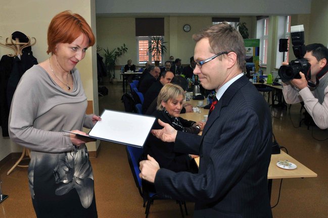 Radzie powiatu przewodniczy Chmielewski, pomaga Knapik