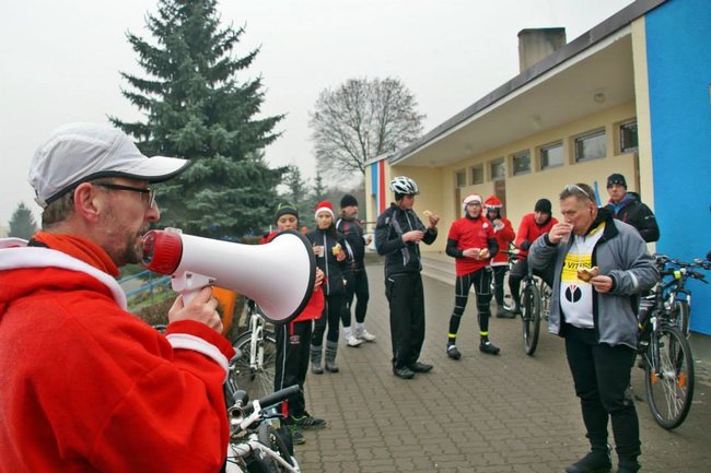 Mikołajki w biegu i na motocyklach