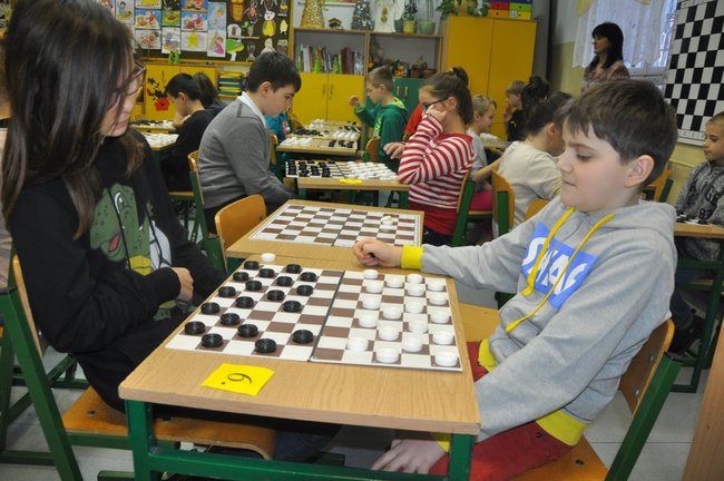 Turniej warcabowy w SP 7