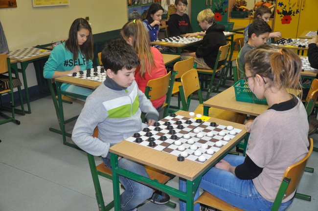 Turniej warcabowy w SP 7