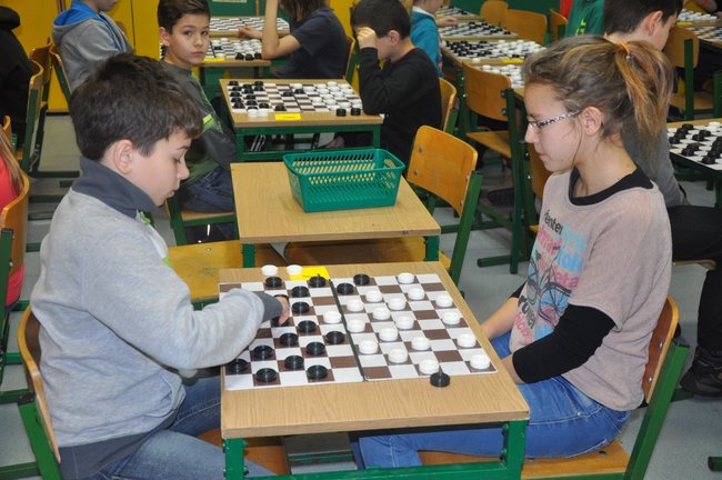 Turniej warcabowy w SP 7