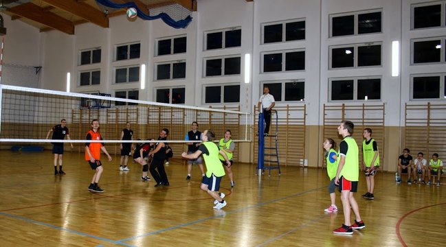 Sport  łączy  pokolenia w  Dwójce