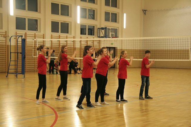 Sport  łączy  pokolenia w  Dwójce