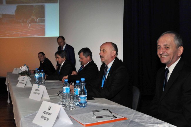 Pierwsza konferencja o rozwoju powiatu
