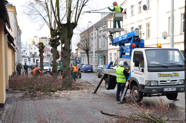 Żeby strażnicy poprawczaka mieli lepszą widoczność