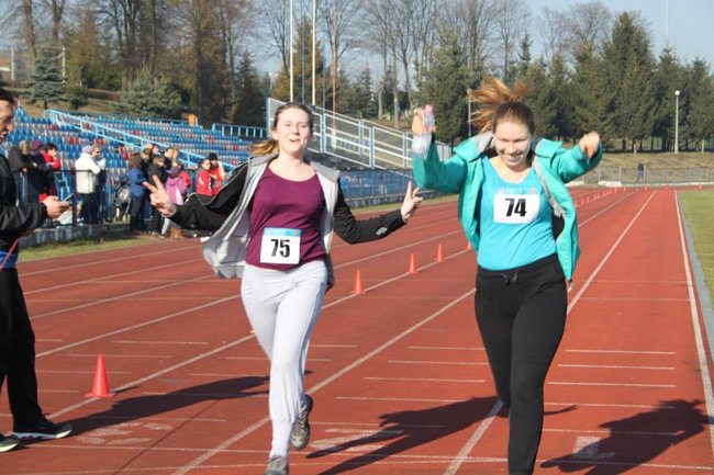 W niedzielę pobiegnij albo przemaszeruj 5 km