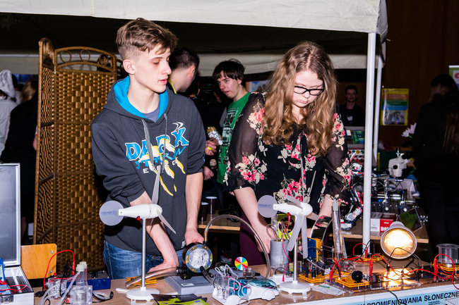 70 wystawców na targach edukacyjnych