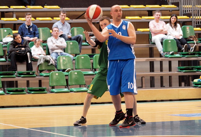 Świecka Amatorska Liga Koszykówki już gra