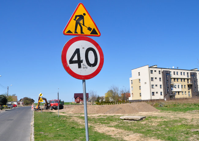 Zaczęli kopać pod rondo. Po majówce zamkną przejazd