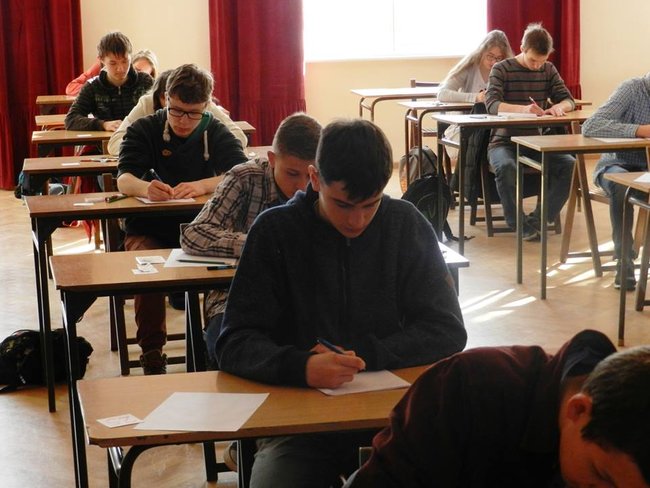 33 zdolnych w konkursie matematycznym