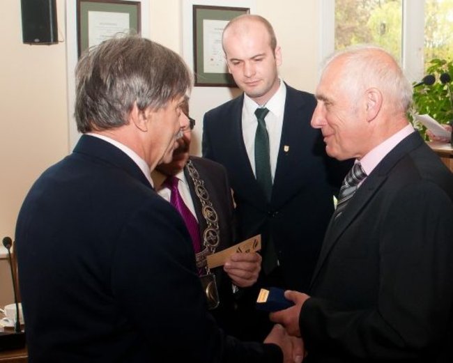 Ślubowanie nowej radnej i medale dla zasłużonych