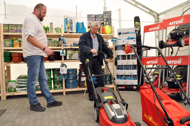 Świecie ma drugi sklep ogrodniczy