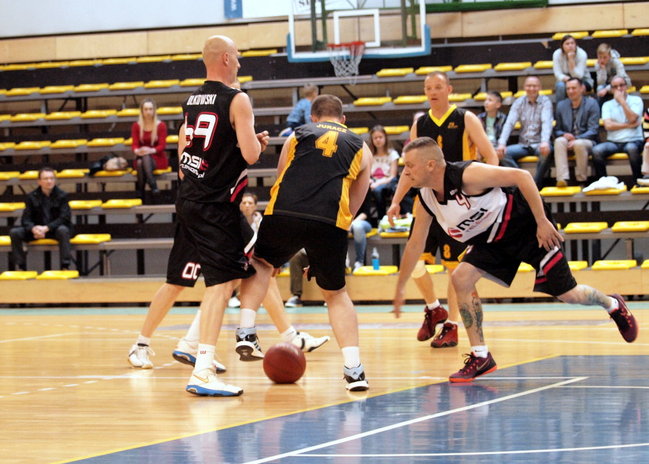 Syla samodzielnym liderem